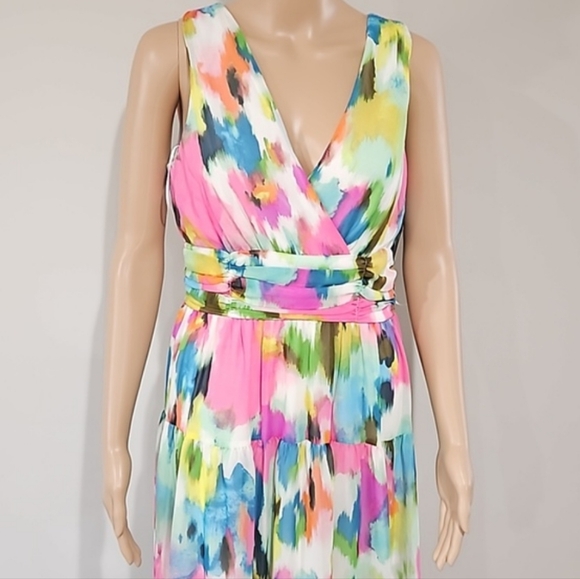 Gabby Skye Abstract Print Maxie Dress - Picture 8 of 8